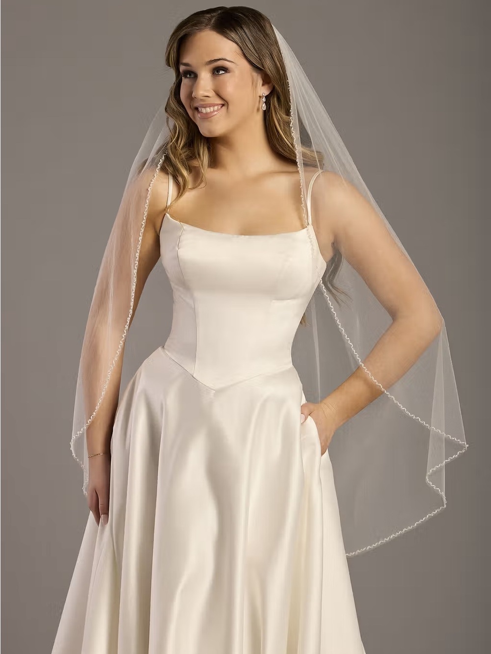 Pearl Edge Elbow-Length Veil